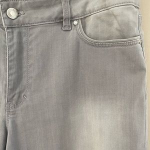 White House Black Market Skimmer Jeans